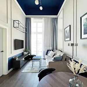 https://aboutart-river-view.hotelswroclaw.com
