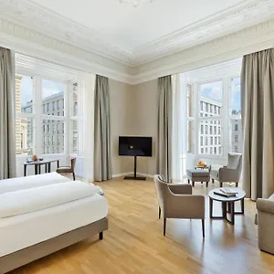 4* מלון Rathauspark Wien, A Member Of Radisson Individuals