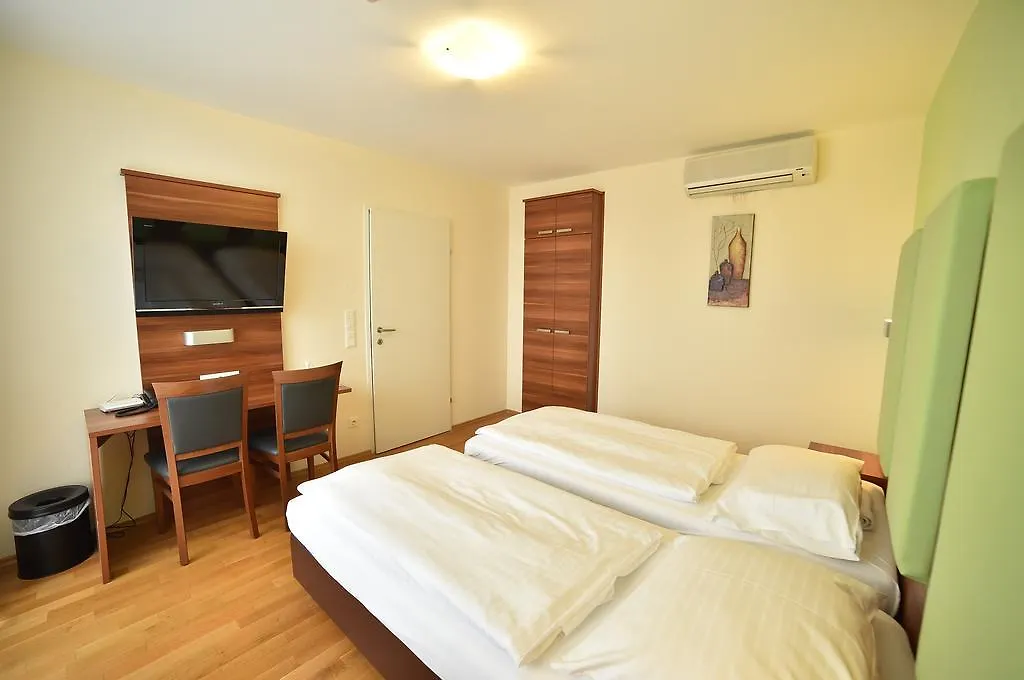 Sky Apartments וינה