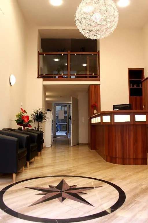 Sky Apartments וינה 0*,
